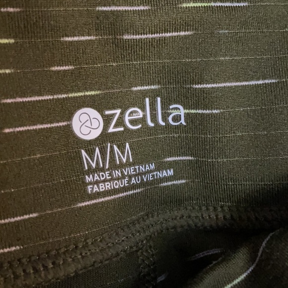 Zella Women’s Green Hatha Crop Capri Leggings - Picture 3 of 6